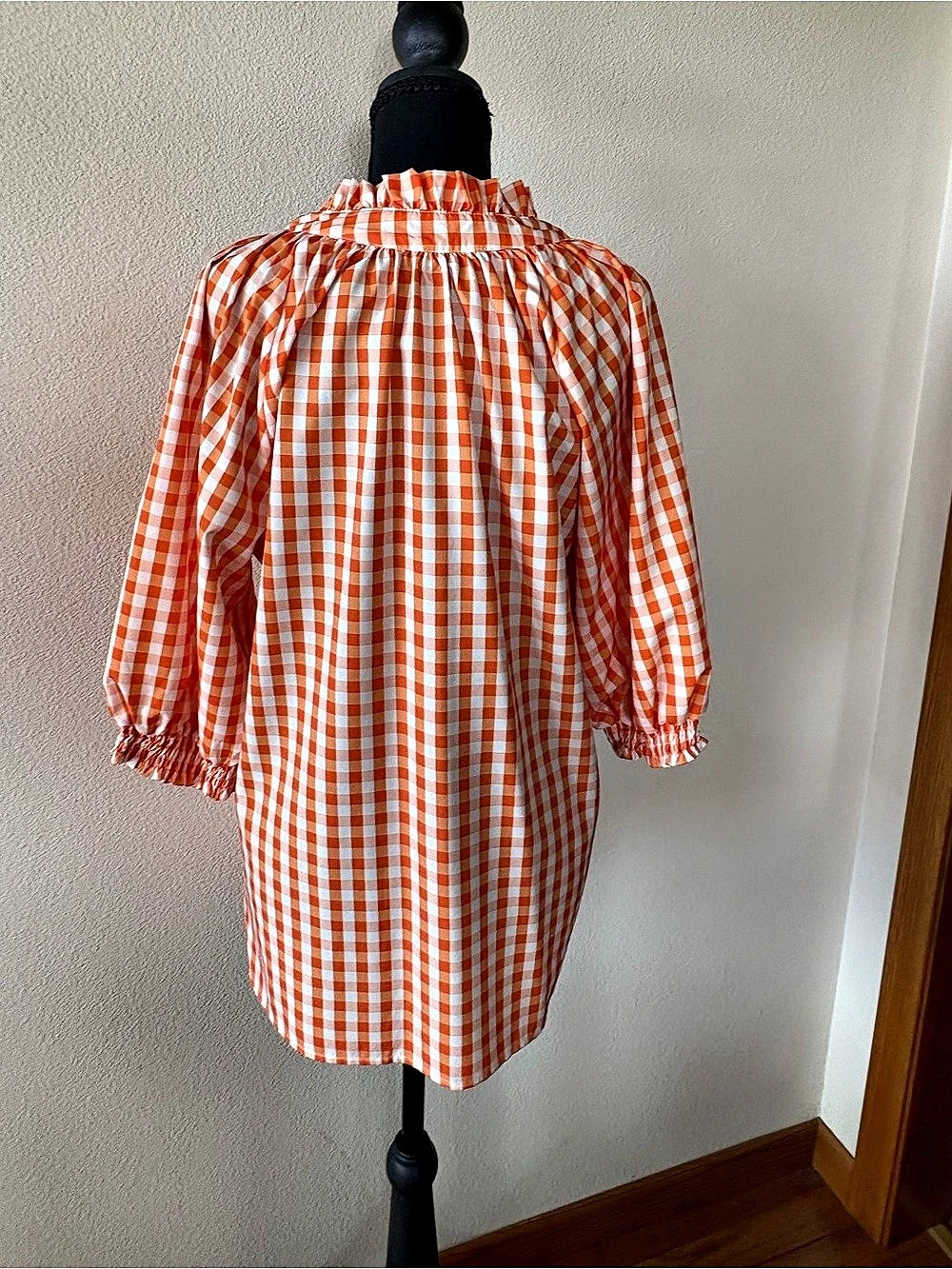 Women’s Gingham Button Down Blouse in Orange & White Size Medium - Picture 2 of 5